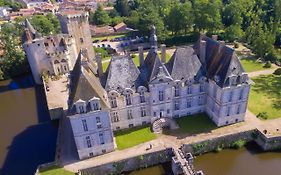 Chateau De Saint Loup