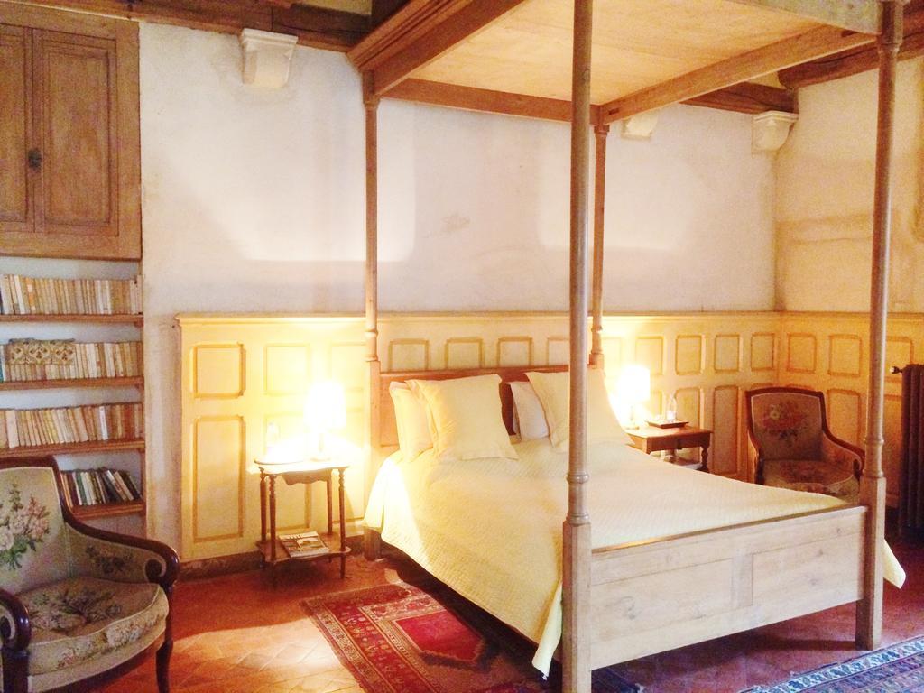 Chateau De Saint Loup Habitación foto